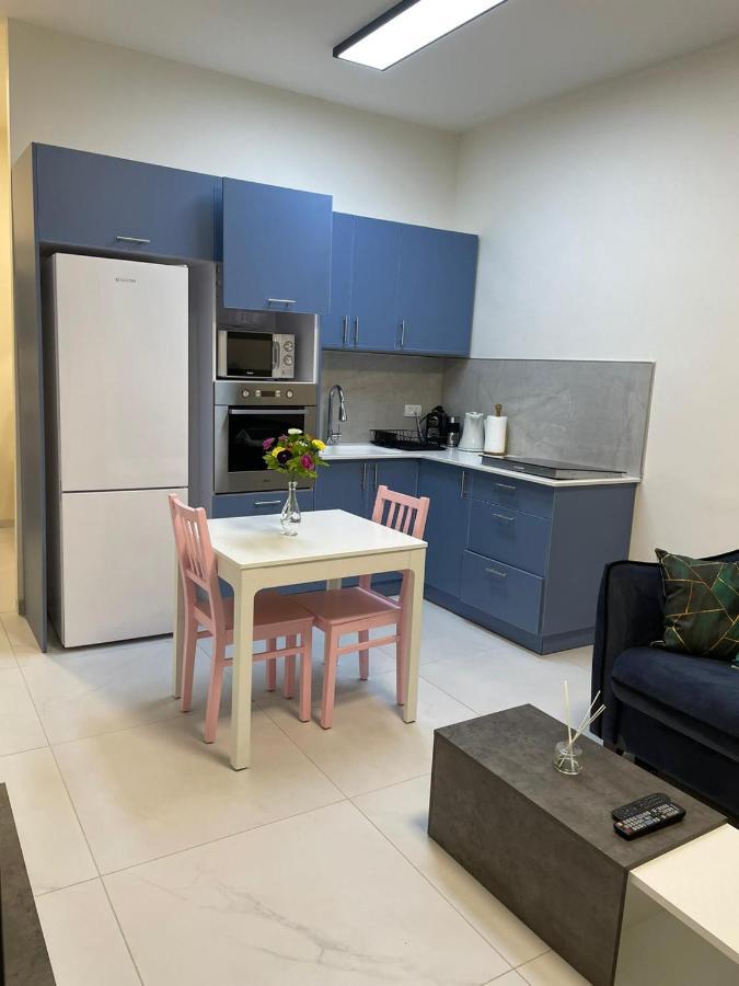 Port City Haifa - Luxury Apartments 50 Mtrs From The Beach Экстерьер фото