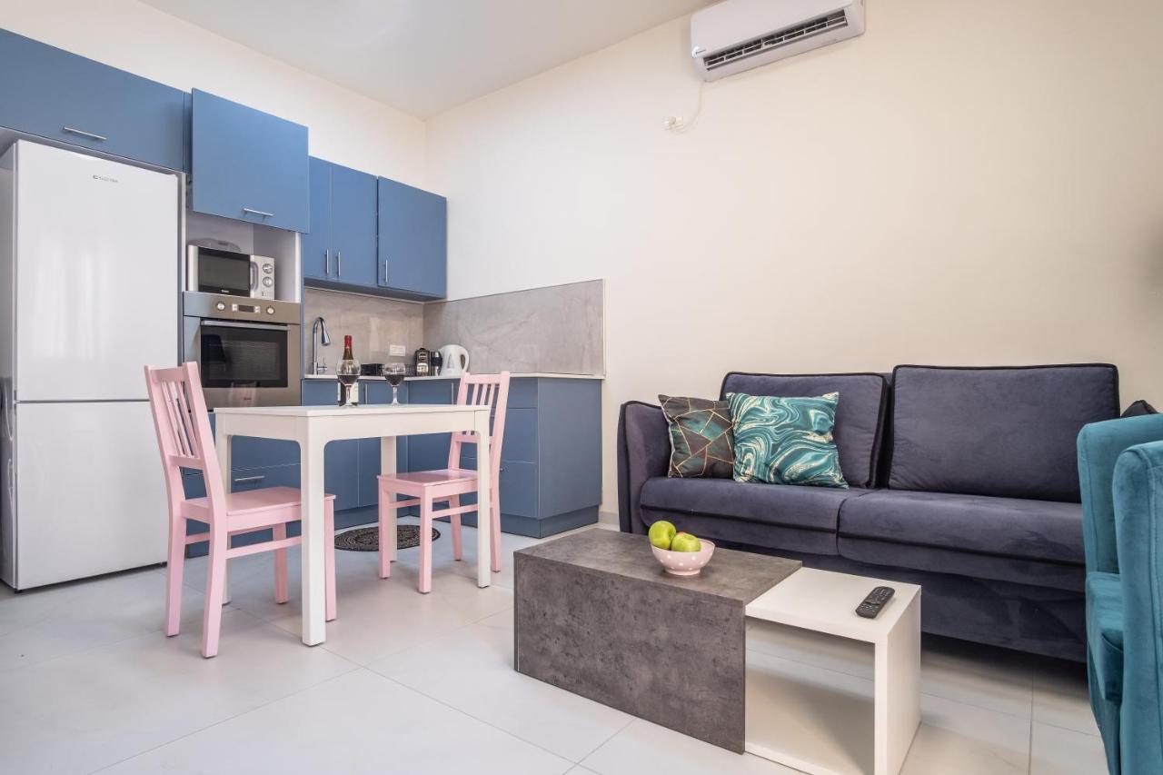 Port City Haifa - Luxury Apartments 50 Mtrs From The Beach Экстерьер фото