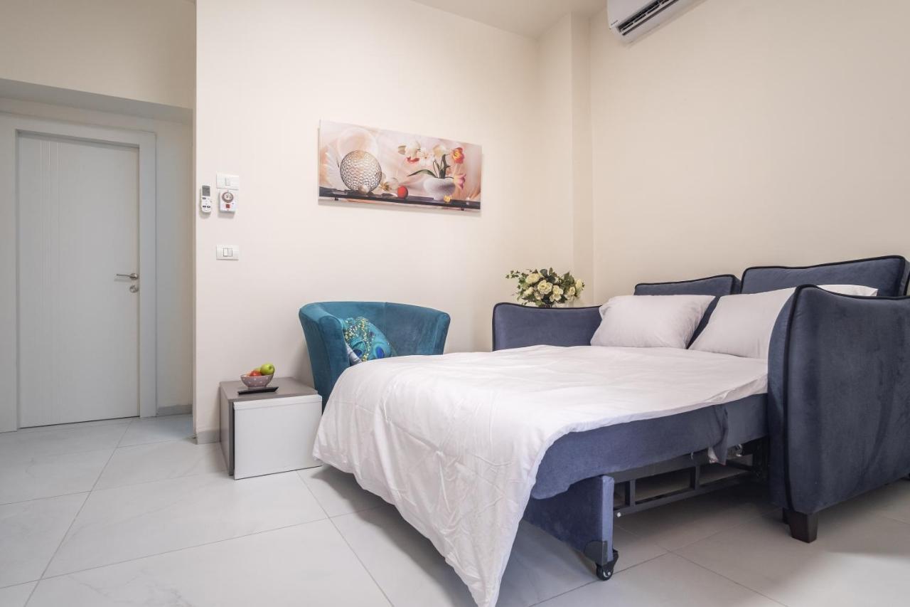 Port City Haifa - Luxury Apartments 50 Mtrs From The Beach Экстерьер фото